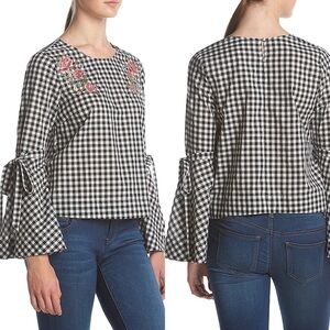 4 for $20 SALE!Hippie Laundry Embroidered Top, Black/White Gingham Roses, Size L